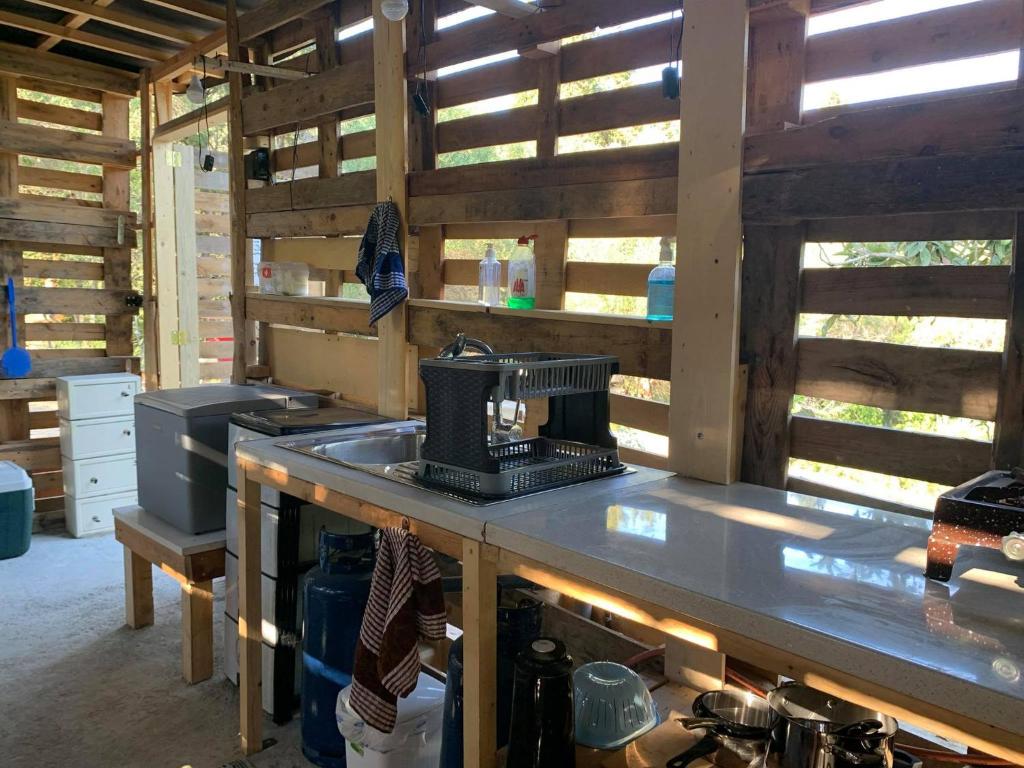 Pelekas Olive Grove Glamping Oasis room 6